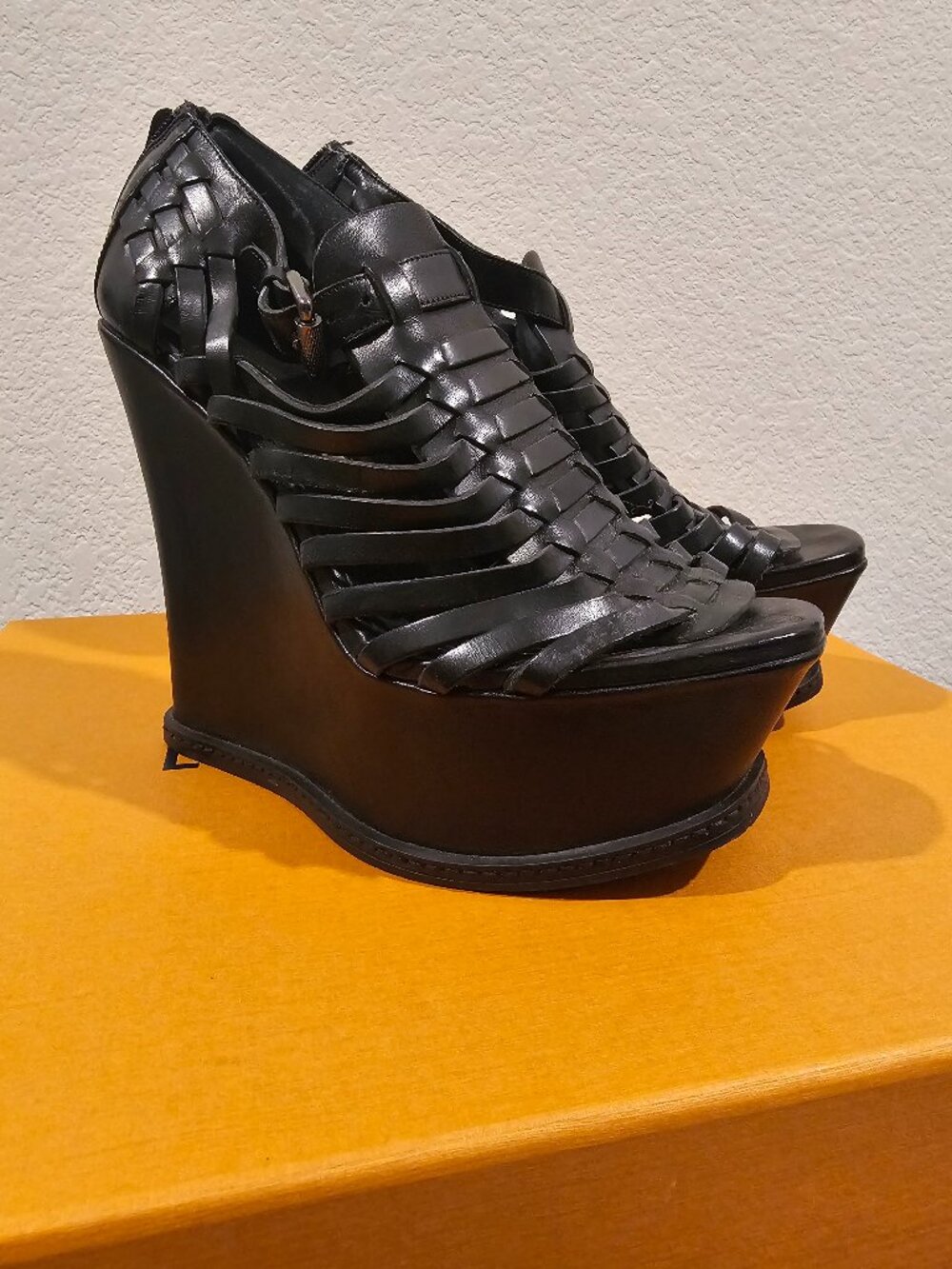 Vera Wang Lavender Italian Leather Heels